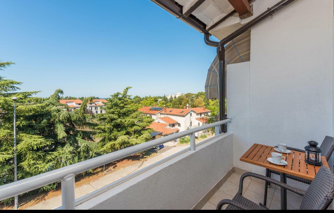 Apartment Maria Пореч Екстер'єр фото